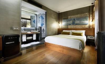 اکونیک د پابلیک