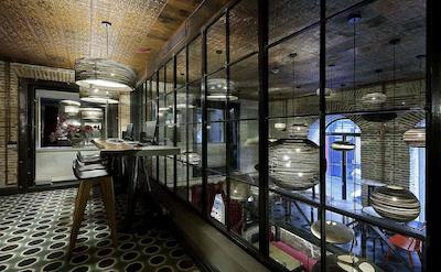 اکونیک د پابلیک