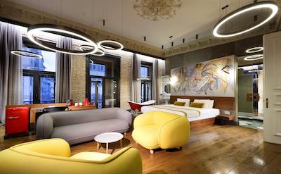 اکونیک د پابلیک