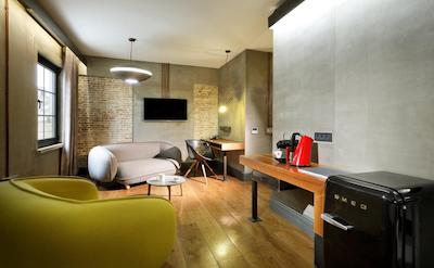 اکونیک د پابلیک