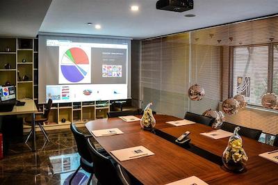 این سیتی هتل نیشان تاشی