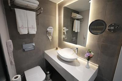 نوا پلازا اوریون هتل