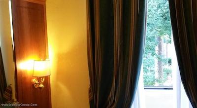 رائلی هتل لوکس