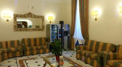 رائلی هتل لوکس