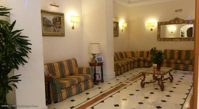 رائلی هتل لوکس