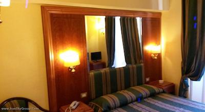 رائلی هتل لوکس