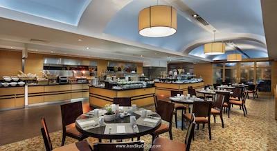 هیلتون ازمیر