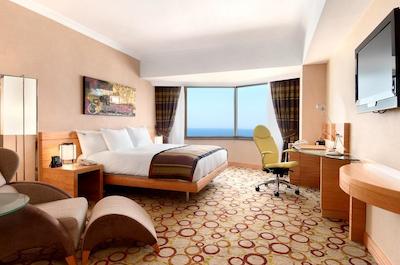 هیلتون ازمیر