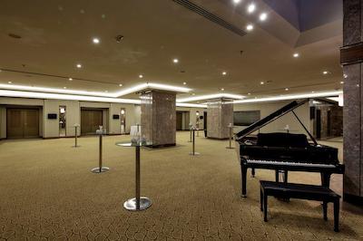 هیلتون ازمیر