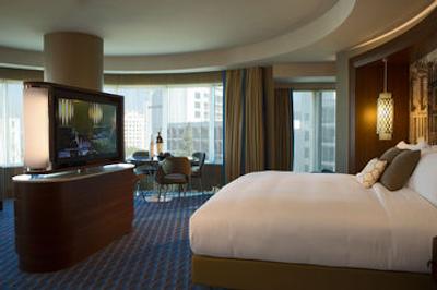 رنسانس ازمیر هتل