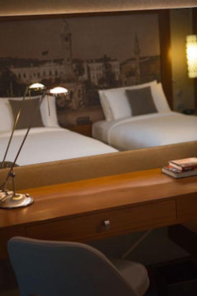 رنسانس ازمیر هتل