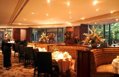 د لیلا مومبای