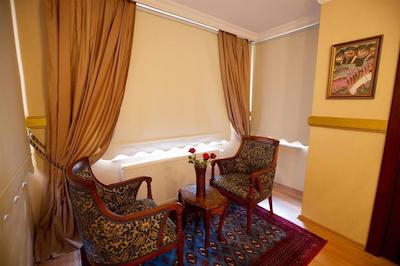 آرونا بوتیک