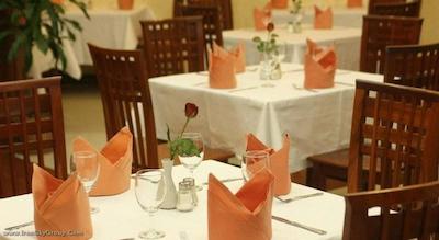 ایستینی سون هتل