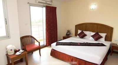 ایستینی سون هتل