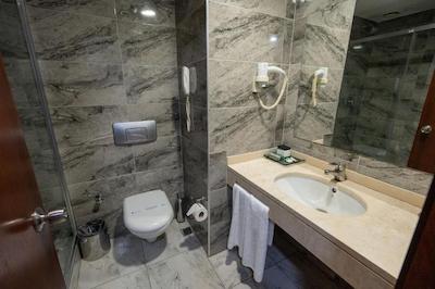 گرین پارک هتل تکسیم