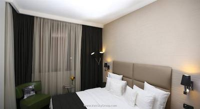 نورث اونیو هتل