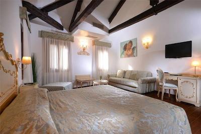 سیا مرینللا