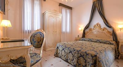 سیا مرینللا