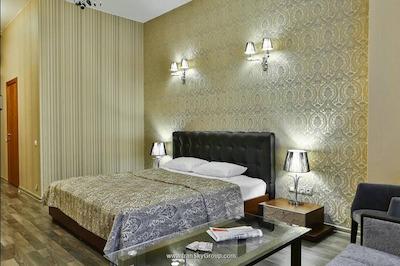 الگرو هتل لیگوسکی پرسپکت