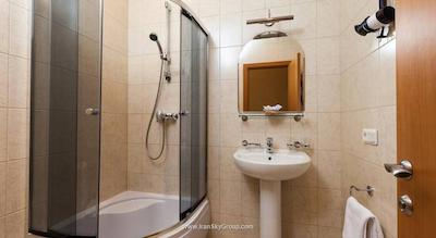 الگرو هتل لیگوسکی پرسپکت