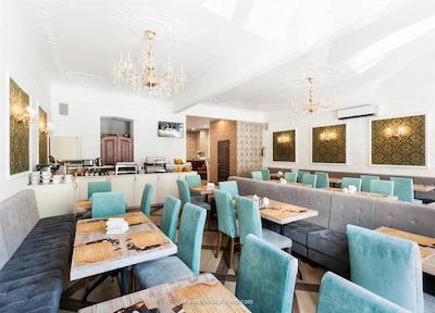 الگرو هتل لیگوسکی پرسپکت