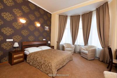 الگرو هتل لیگوسکی پرسپکت