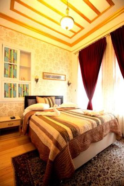 له سافرن سوئیت