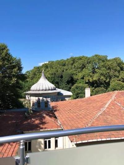 له سافرن سوئیت