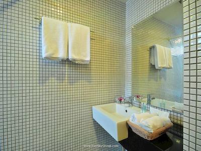 وین لانگ پلیس هتل