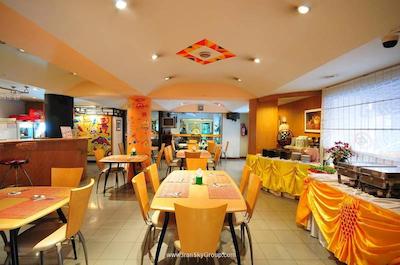 وین لانگ پلیس هتل