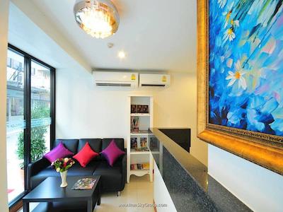 وین لانگ پلیس هتل