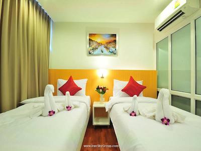 وین لانگ پلیس هتل