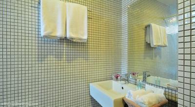 وین لانگ پلیس هتل