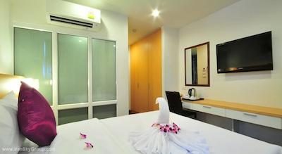 وین لانگ پلیس هتل