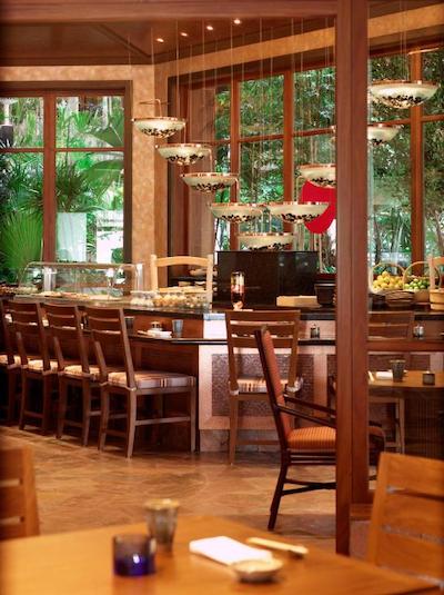 گرند حیات دبی