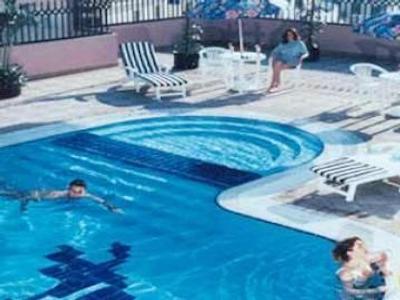 سافرون بوتیک هتل