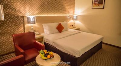 سافرون بوتیک هتل