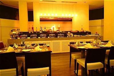 سافرون بوتیک هتل