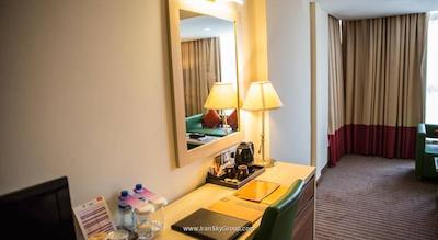 سافرون بوتیک هتل