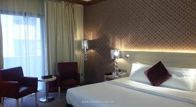 سافرون بوتیک هتل