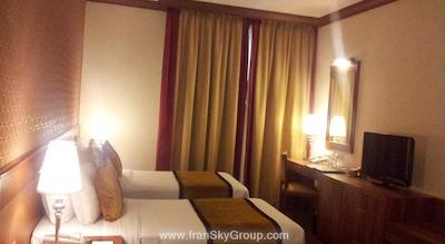 سافرون بوتیک هتل