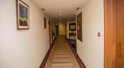 سافرون بوتیک هتل