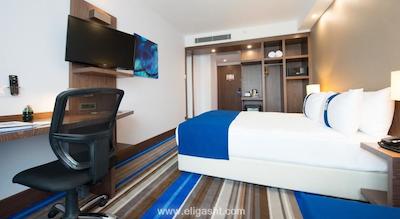 هالیدی این اکسپرس استانبول-اورا