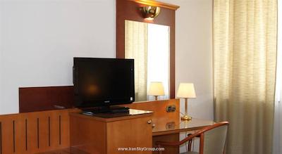 هتل پانسیون الا لنز