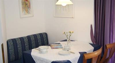 هتل پانسیون الا لنز