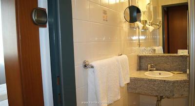 هتل پانسیون الا لنز