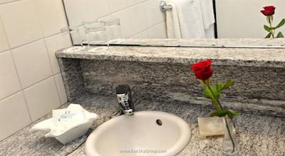 هتل پانسیون الا لنز