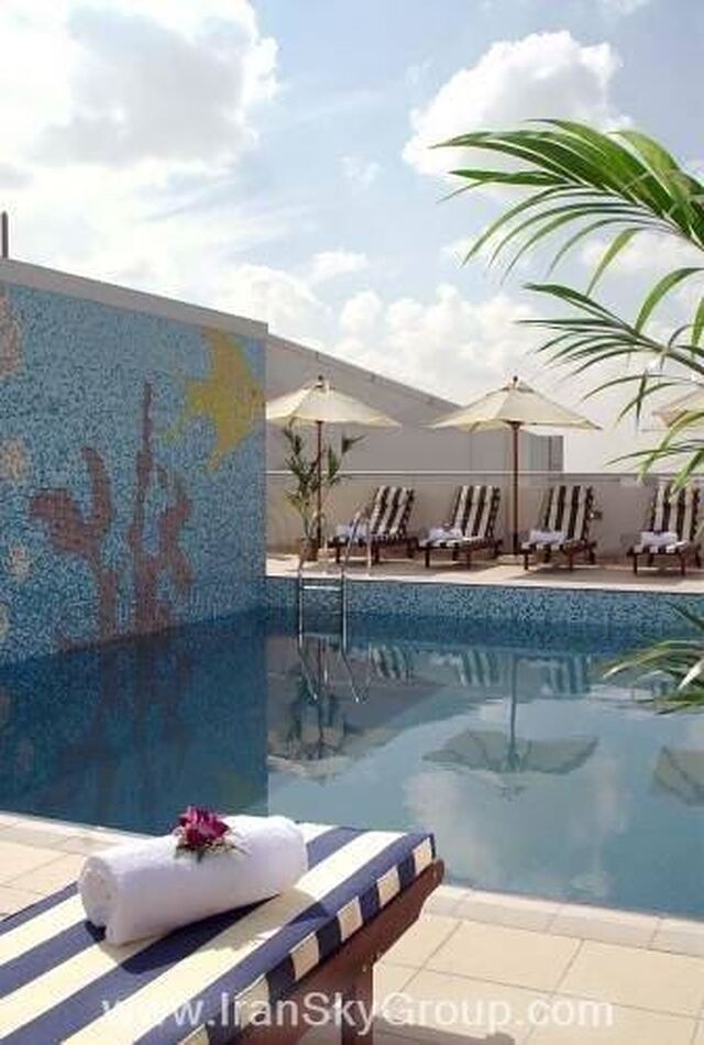 پیرل کوست
