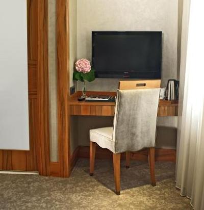 بیز جواهر هتل سلطان احمد